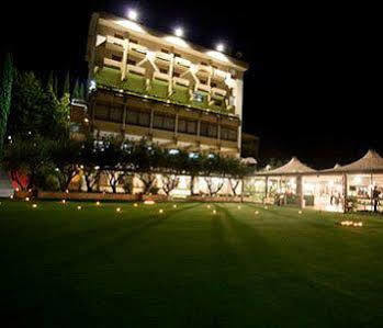 Hotel Isola Di Lauria Lauria Inferiore Exterior foto